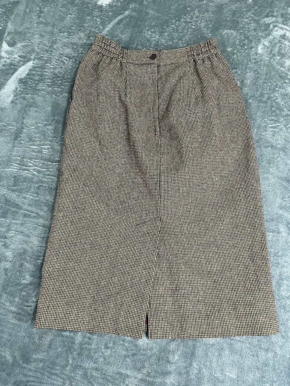 Leslie Fay Petite Houndstooth Pencil Skirt Size 6 Petite Black & Beige - Picture 2 of 10